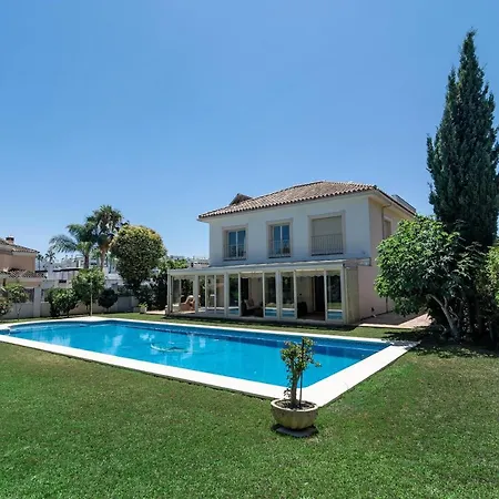 Cln- Spacious 6 Bedroom Next To Marbellac