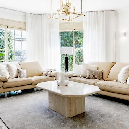 Cln- Spacious 6 Bedroom Next To * Μαρμπέλλα