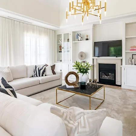 Cln- Spacious 6 Bedroom Next To Villa Marbella