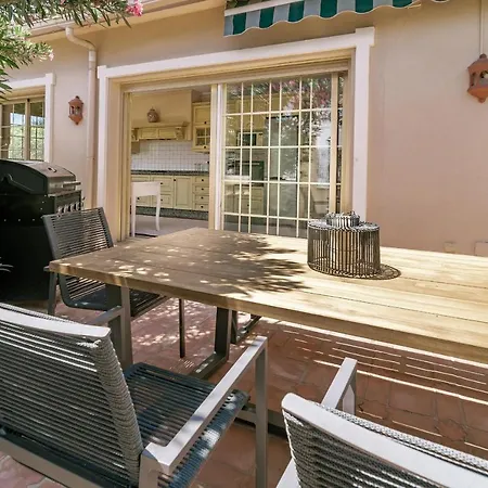 Cln- Spacious 6 Bedroom Next To Μαρμπέλλα